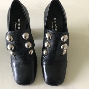Vintage Burberry Pumps
